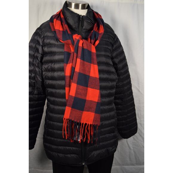 New Lands End Rectangle Winter Scarf Red & Black Check Acrylic Fringe 16" x 72" - Picture 3 of 7